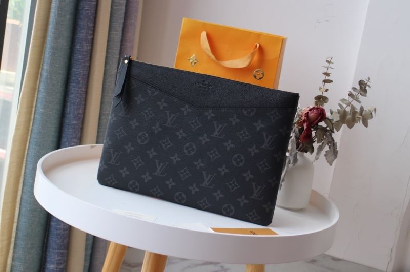 Louis Vuitton Clutch Bags